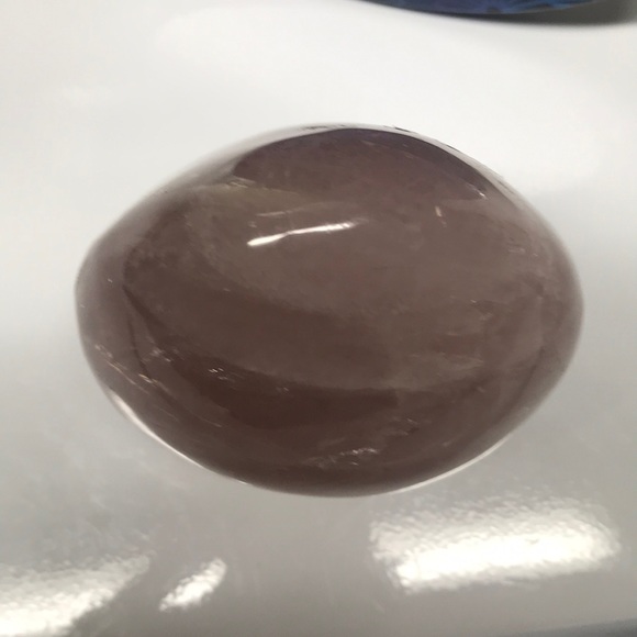 ⚜️Rose Quarts Oval Shaped Stone Sculpture! NWT! - Picture 4 of 4